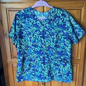Wonderwink scrub top. Size XL